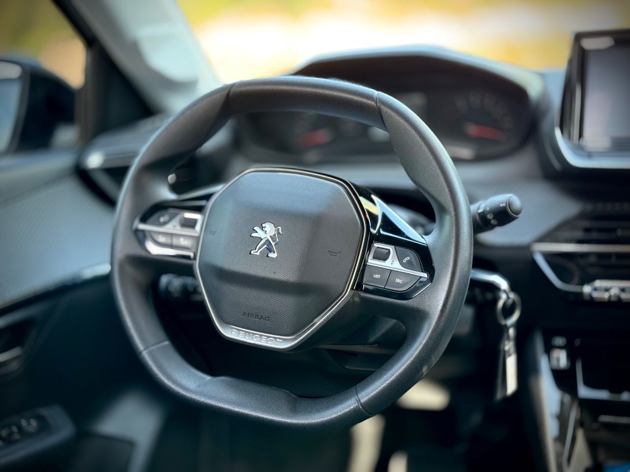 Peugeot 208 Usado Financiado en Mendoza, deRuedas