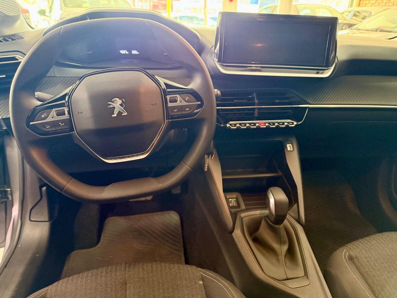 Peugeot 208 Usado en Mendoza, deRuedas