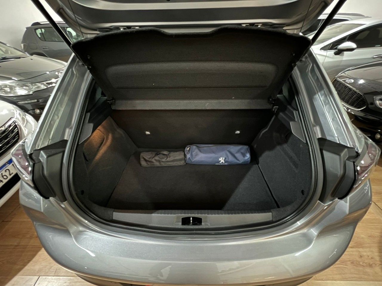 Peugeot 208 Usado Financiado en Córdoba, deRuedas