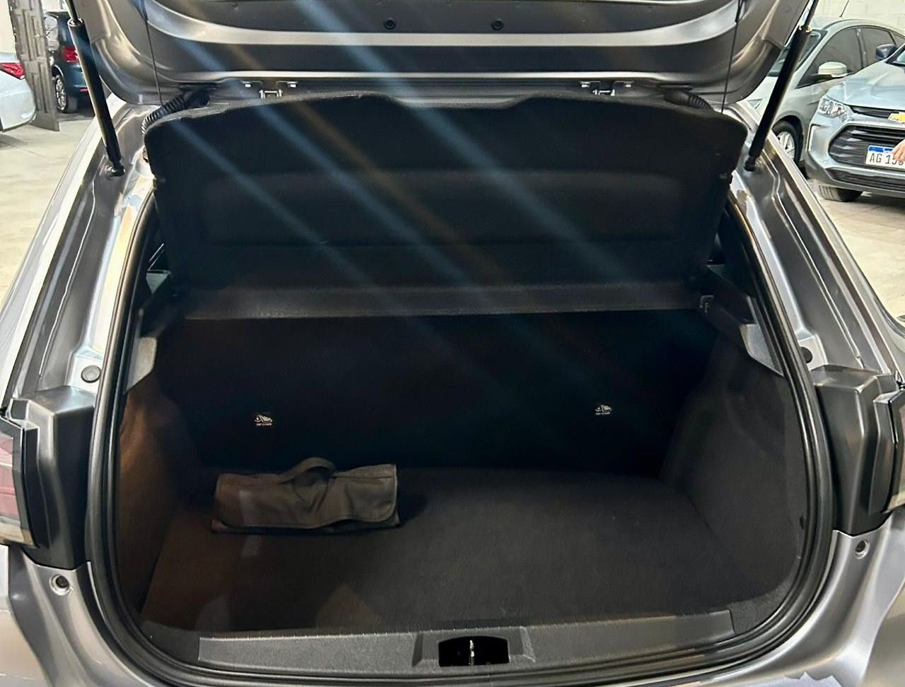 Peugeot 208 Usado Financiado en Córdoba, deRuedas