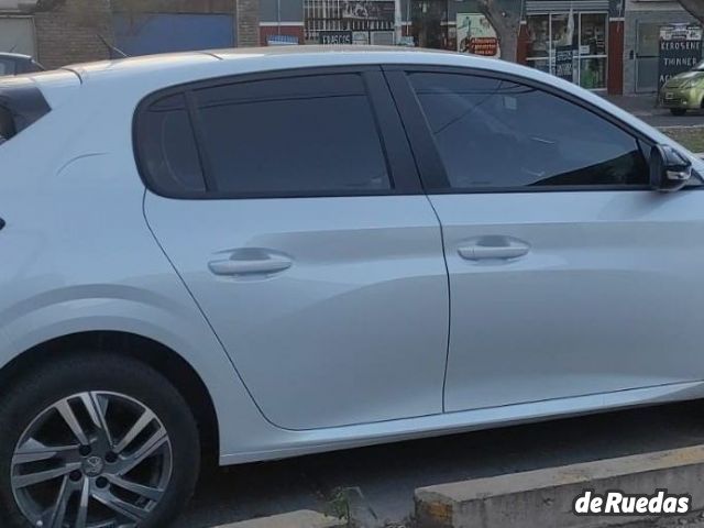 Peugeot 208 Nuevo en Mendoza, deRuedas
