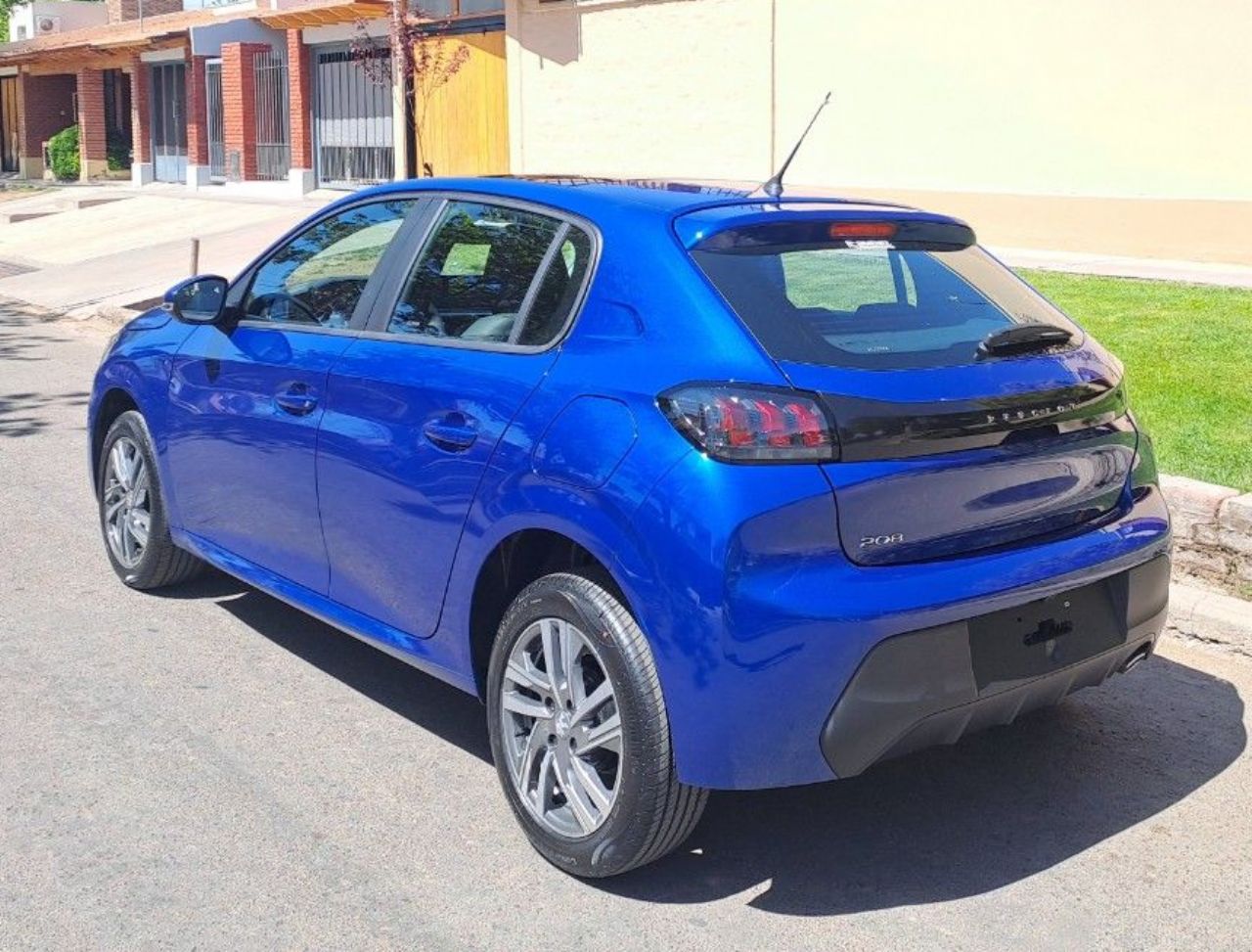 Peugeot 208 Nuevo en Mendoza, deRuedas