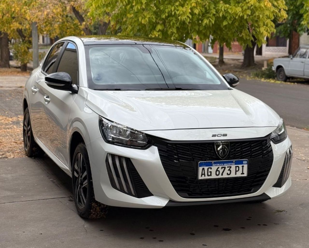Peugeot 208 Usado en Mendoza, deRuedas