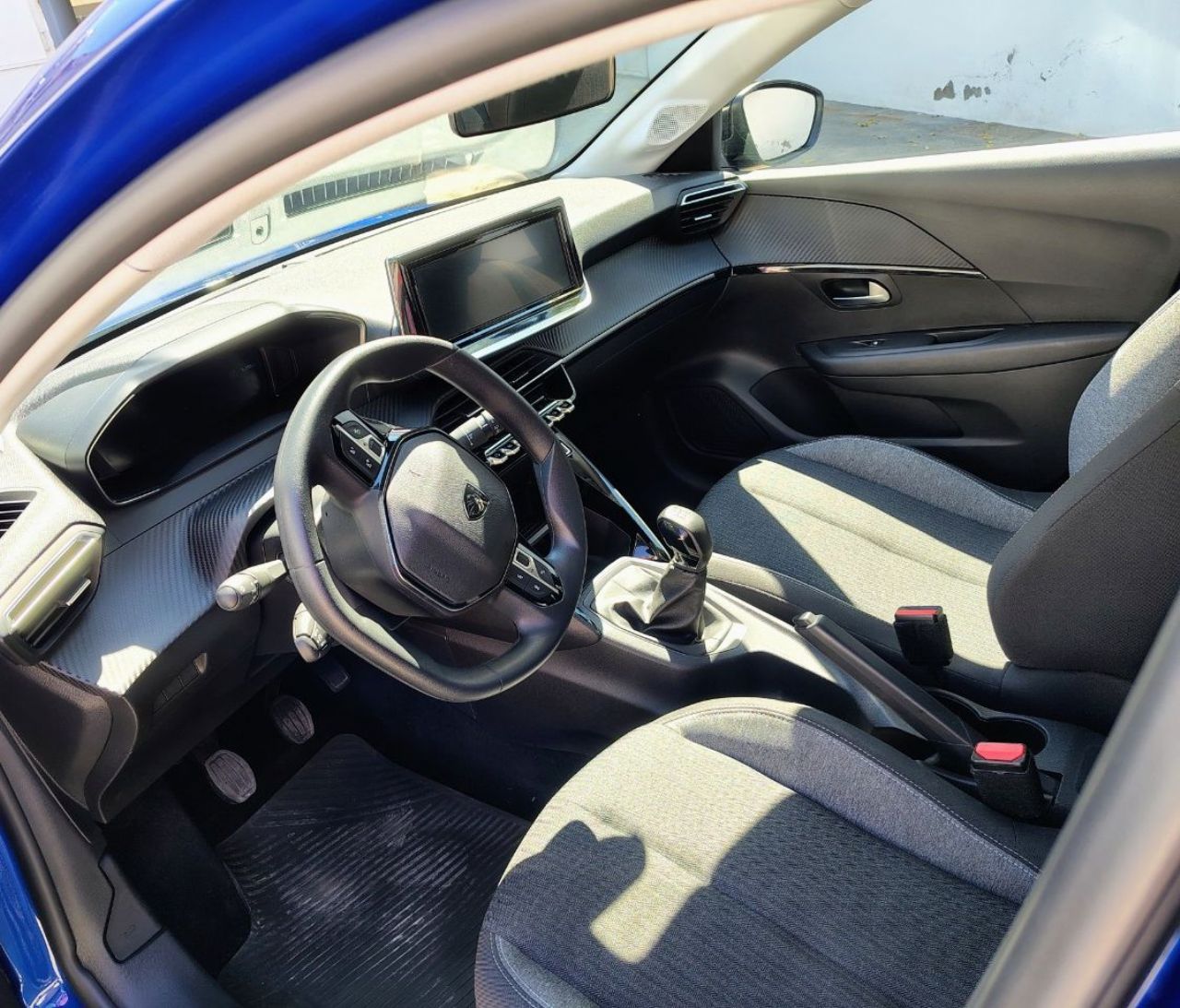 Peugeot 208 Usado Financiado en Mendoza, deRuedas