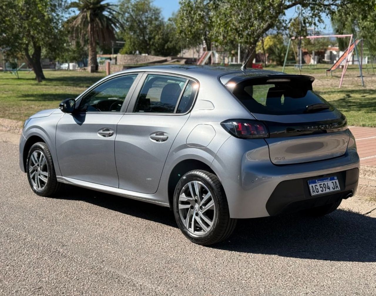 Peugeot 208 Usado en San Luis, deRuedas