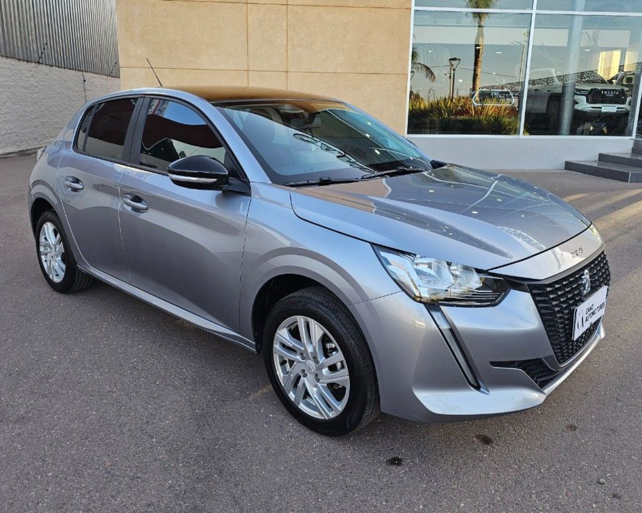 Peugeot 208 Usado Financiado en Mendoza, deRuedas