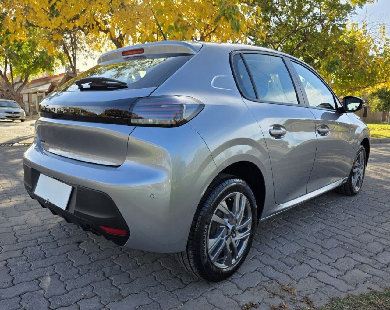 Peugeot 208 Usado en Mendoza, deRuedas