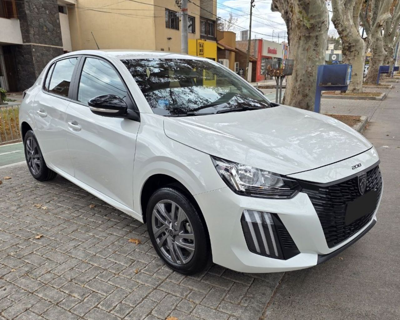 Peugeot 208 Usado en Mendoza, deRuedas