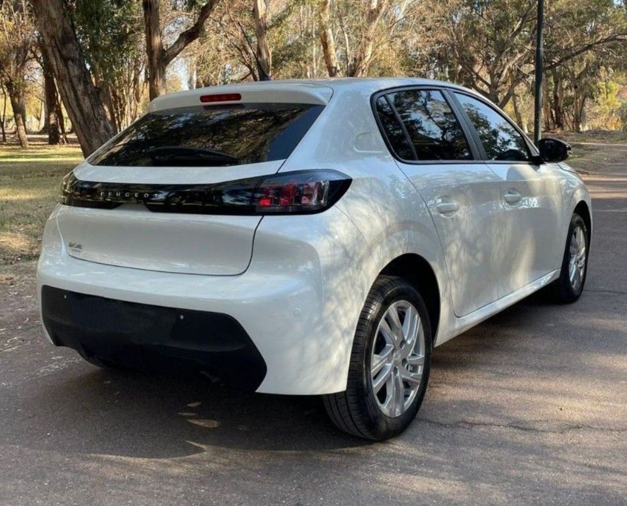 Peugeot 208 Usado en Mendoza, deRuedas