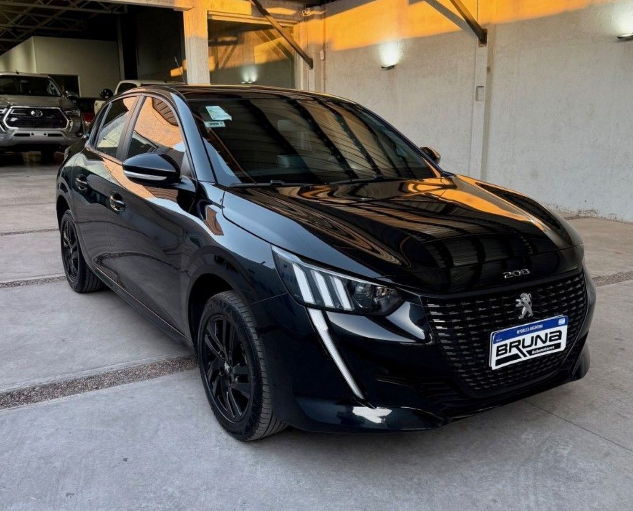 Peugeot 208 Usado Financiado en Mendoza, deRuedas