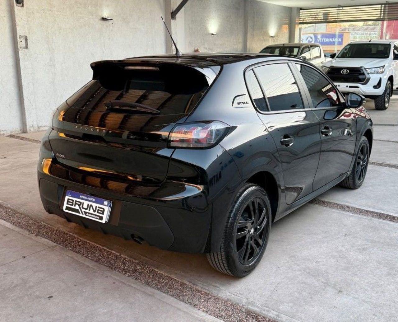 Peugeot 208 Usado Financiado en Mendoza, deRuedas