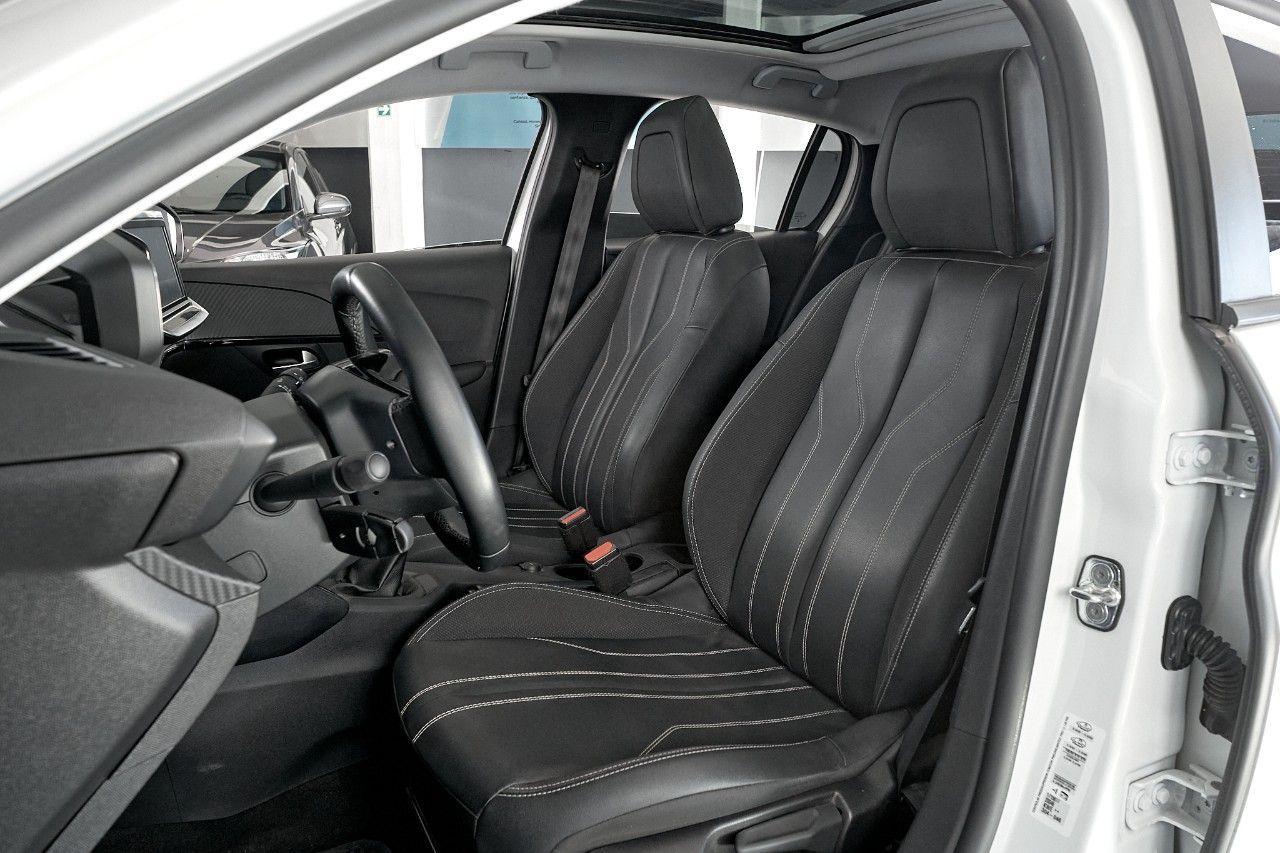 Peugeot 208 Usado Financiado en Córdoba, deRuedas