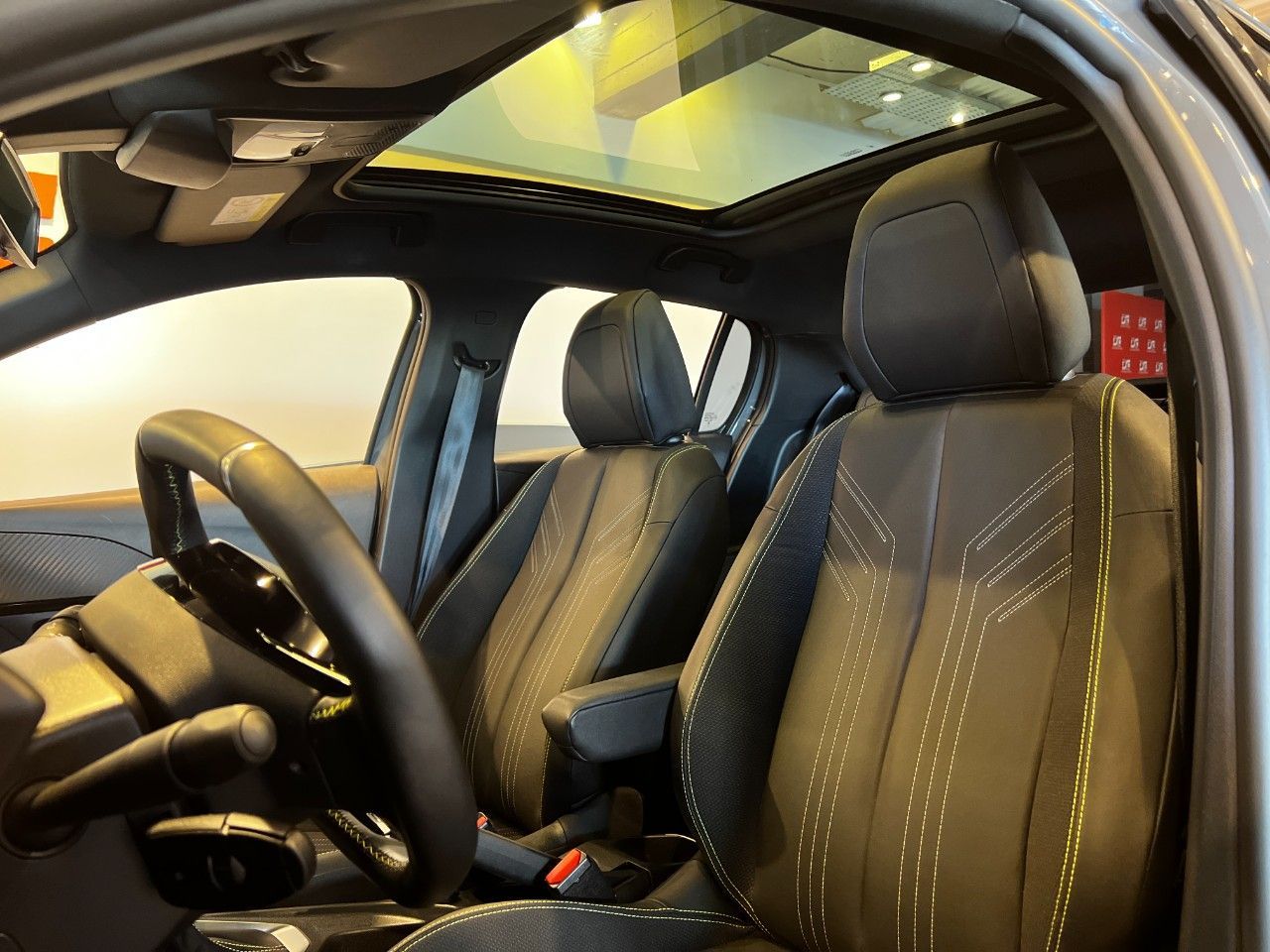 Peugeot 208 Usado Financiado en Córdoba, deRuedas