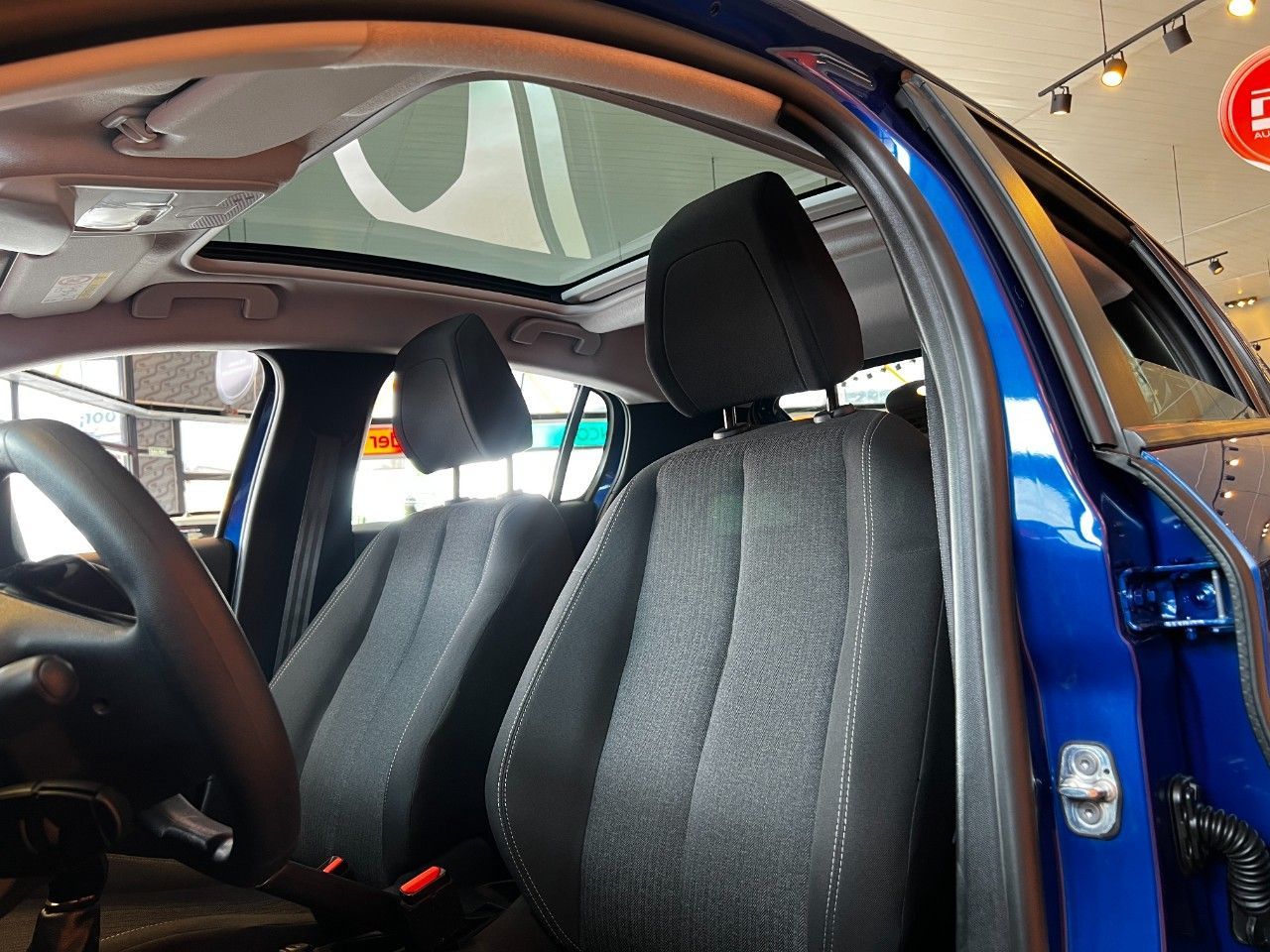 Peugeot 208 Usado Financiado en Córdoba, deRuedas
