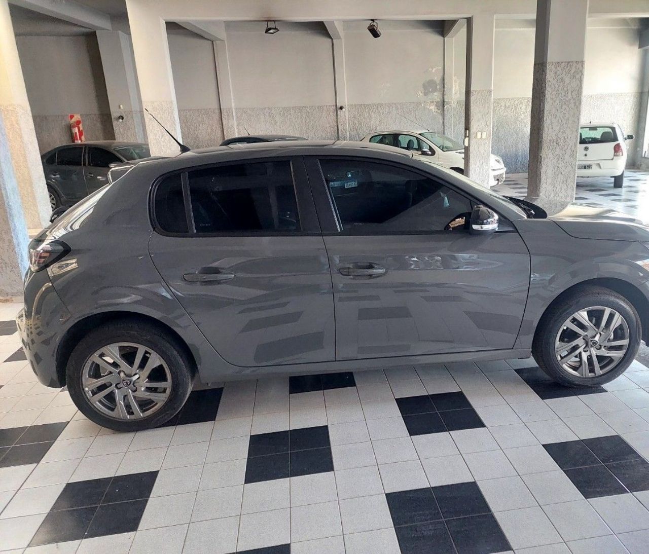 Peugeot 208 Usado en Mendoza, deRuedas