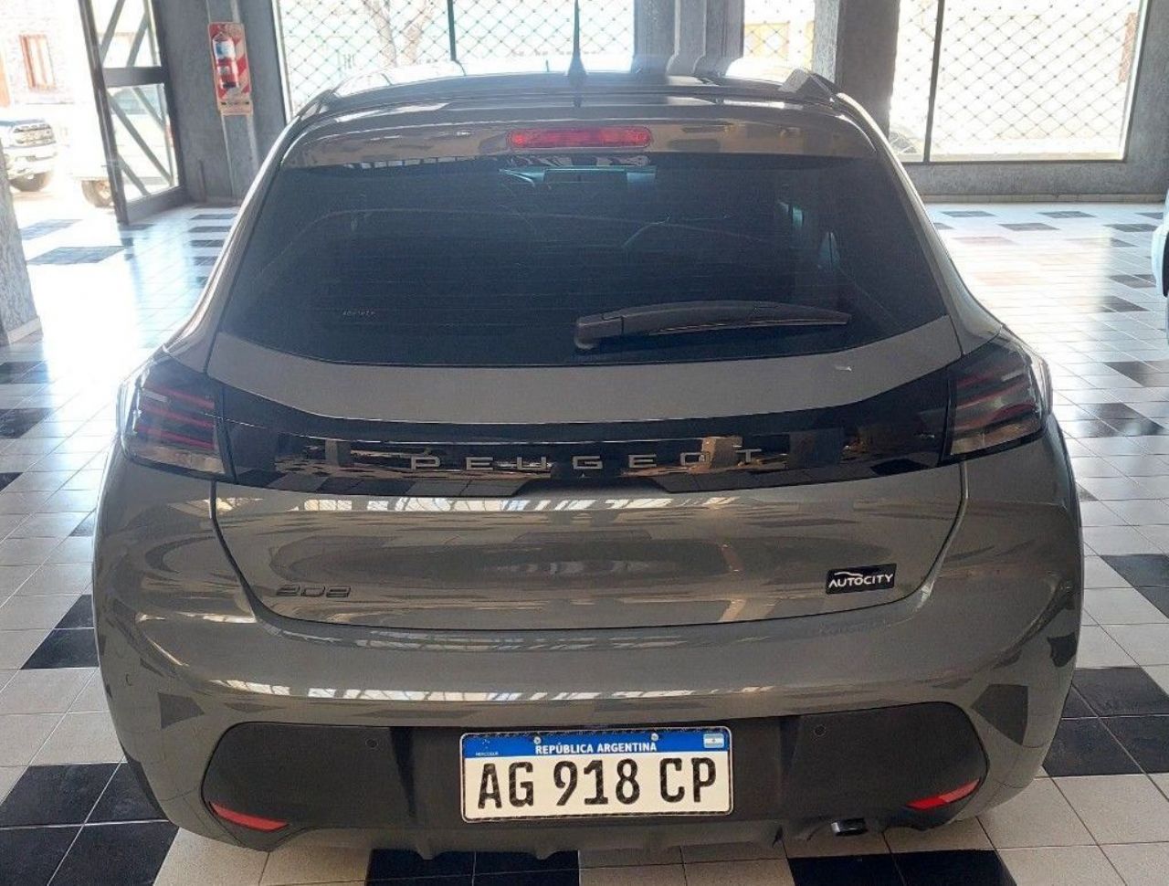 Peugeot 208 Usado en Mendoza, deRuedas