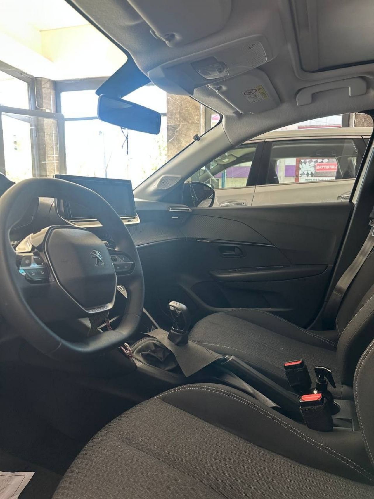 Peugeot 208 Usado Financiado en Mendoza, deRuedas