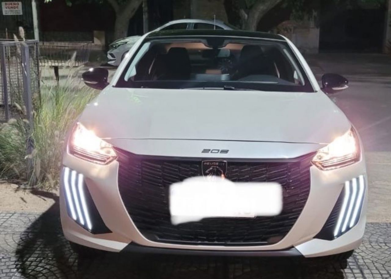 Peugeot 208 Usado en Mendoza, deRuedas