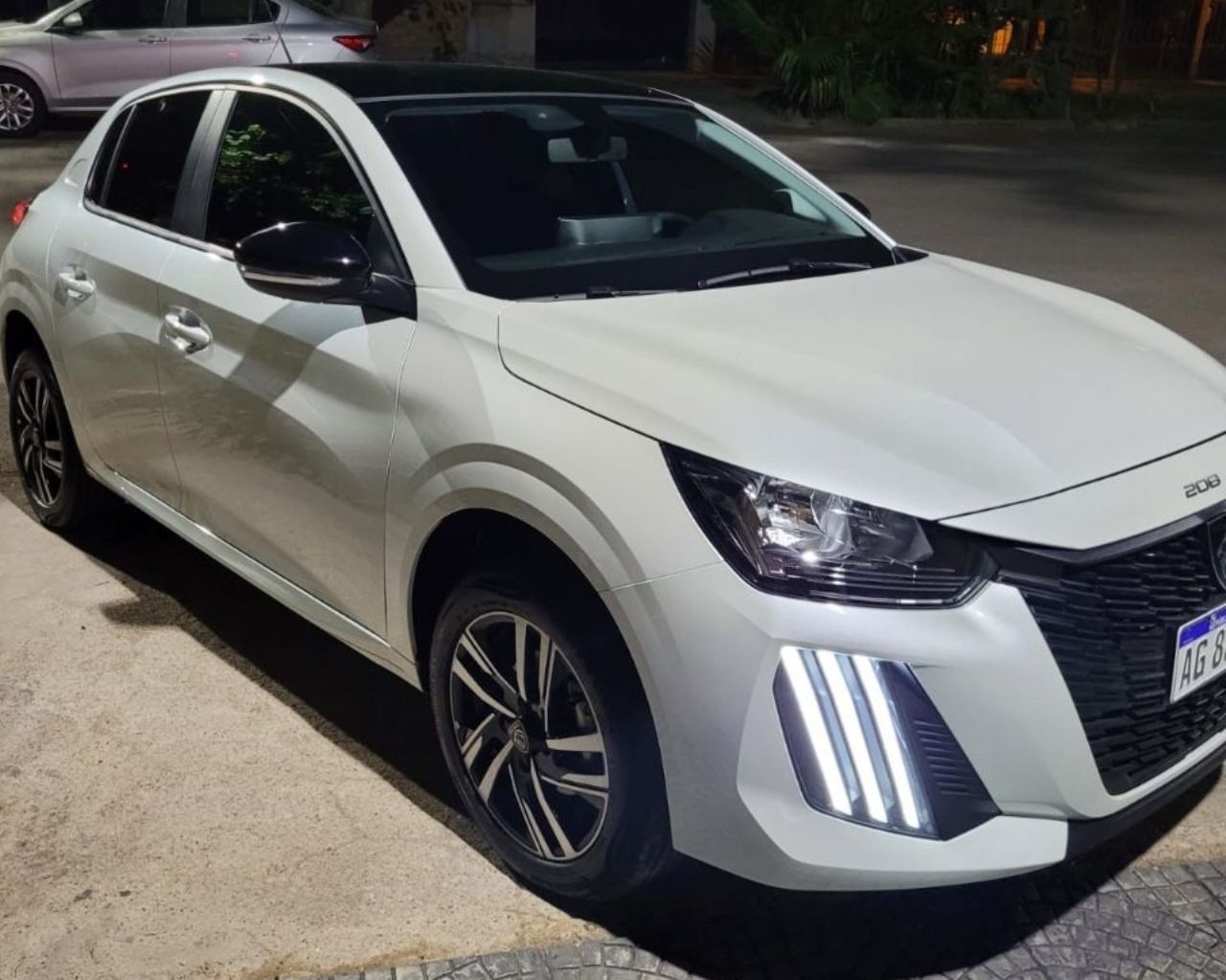 Peugeot 208 Usado en Mendoza, deRuedas