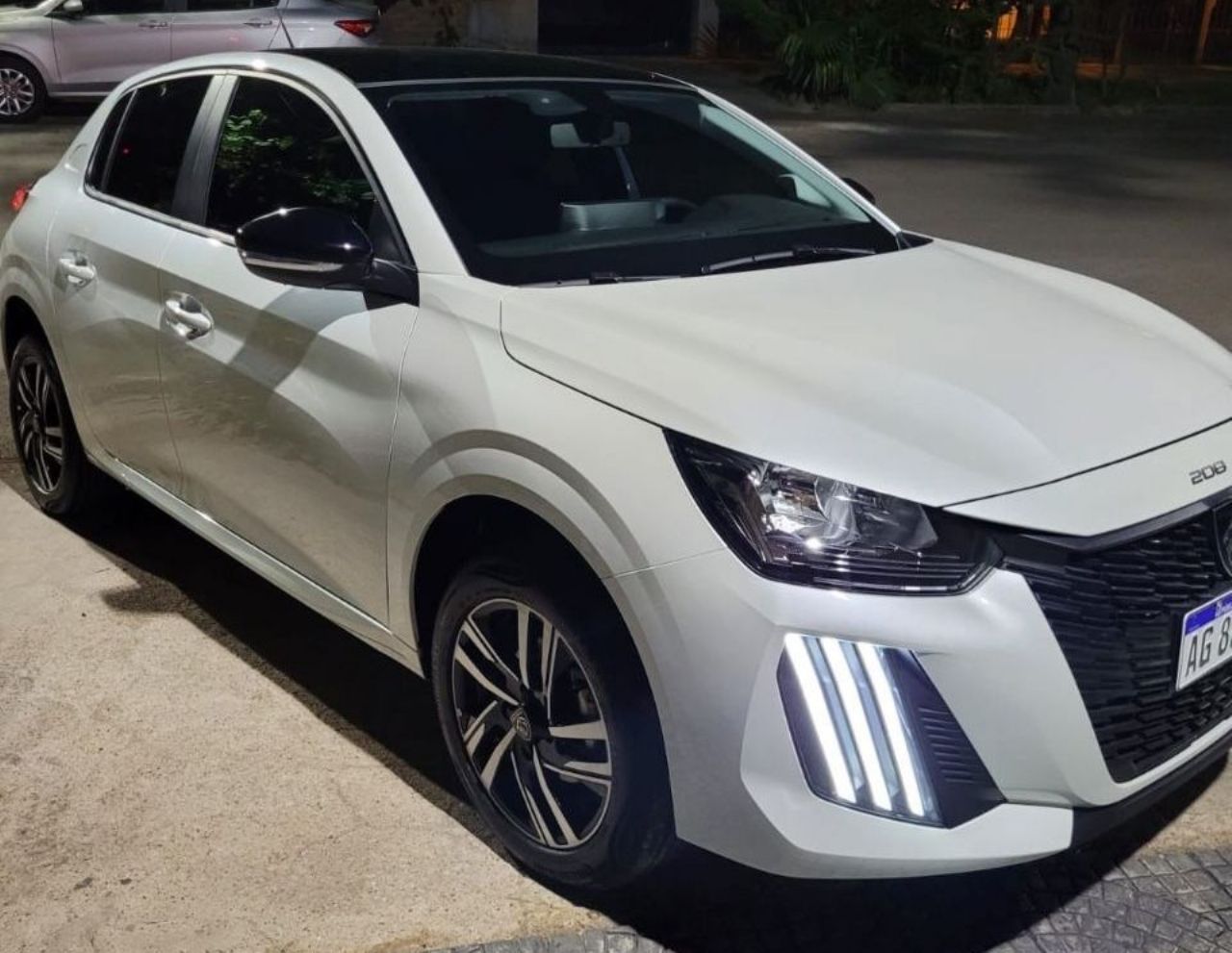 Peugeot 208 Usado en Mendoza, deRuedas