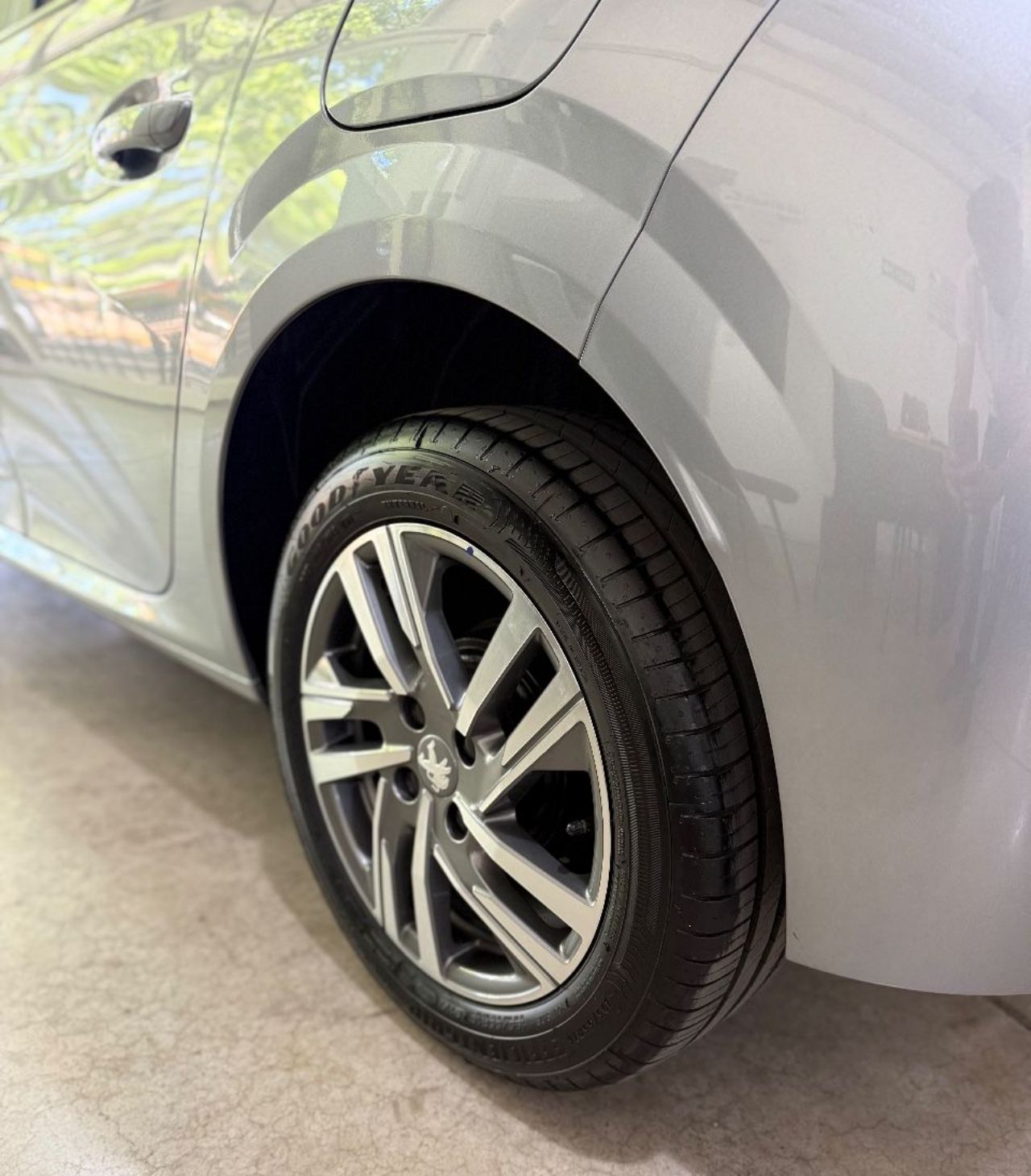 Peugeot 208 Usado Financiado en Mendoza, deRuedas