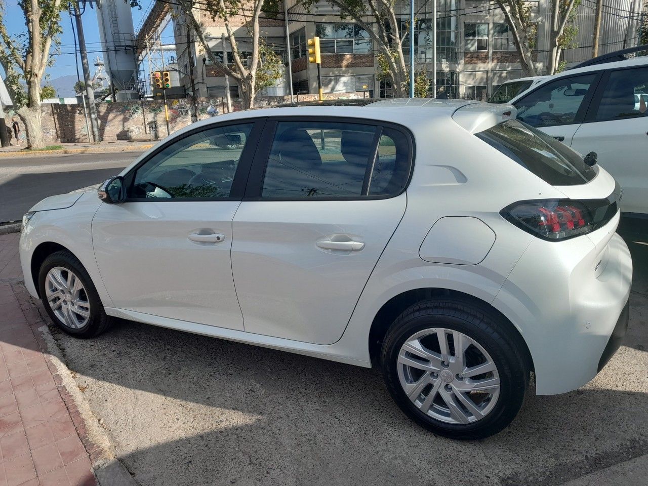 Peugeot 208 Nuevo en Mendoza, deRuedas