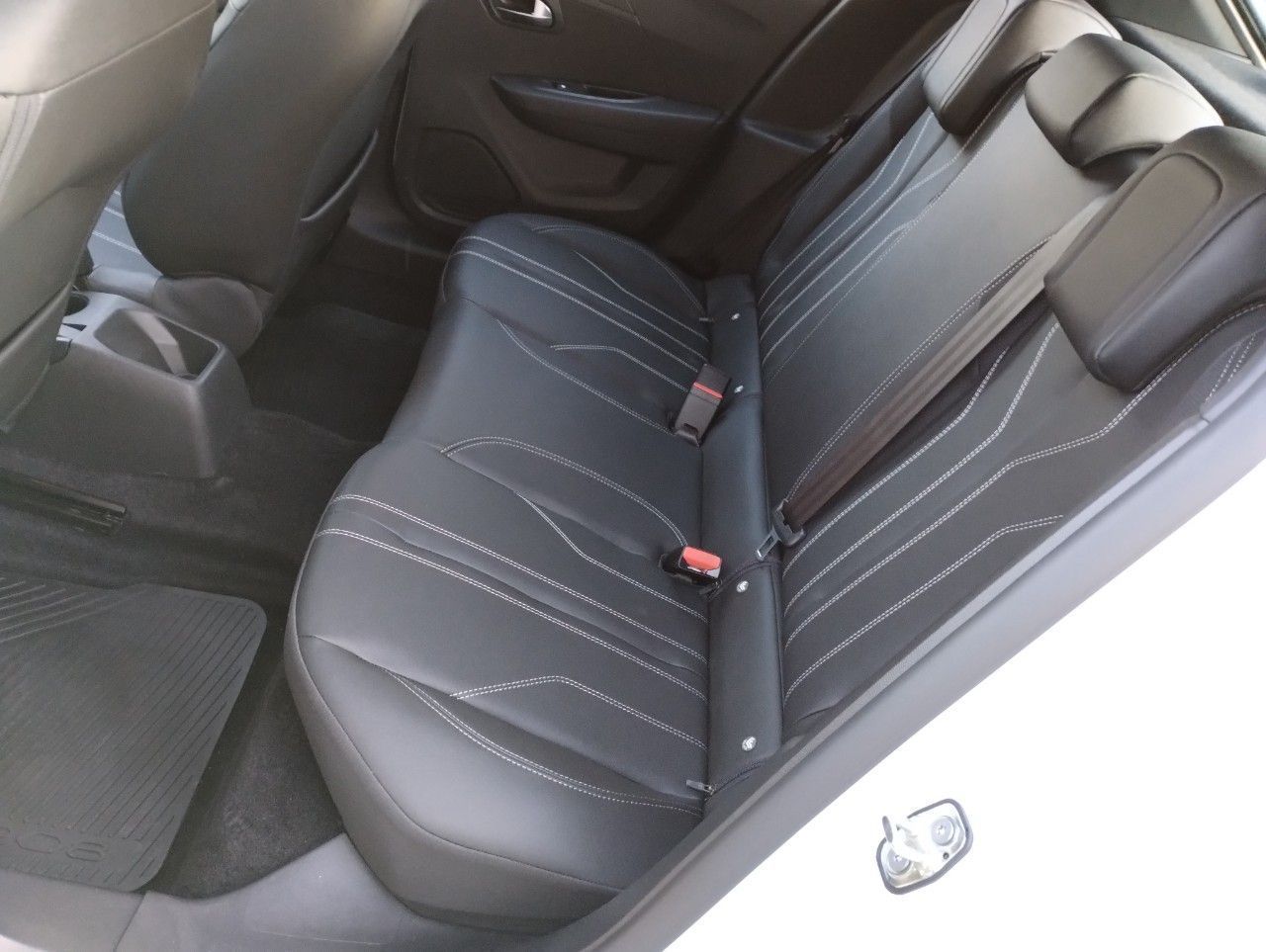 Peugeot 208 Nuevo en San Juan, deRuedas