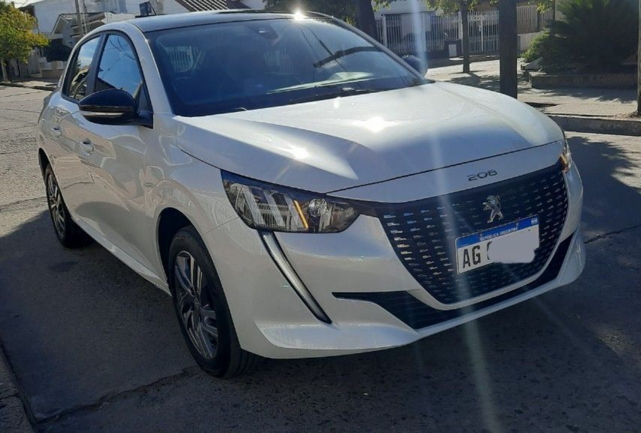 Peugeot 208 Nuevo en Córdoba, deRuedas