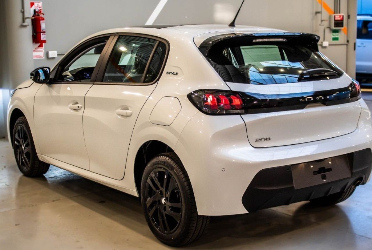 Peugeot 208 Nuevo en Córdoba, deRuedas