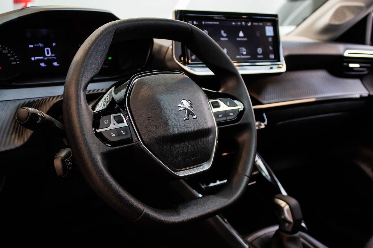 Peugeot 208 Nuevo en Córdoba, deRuedas