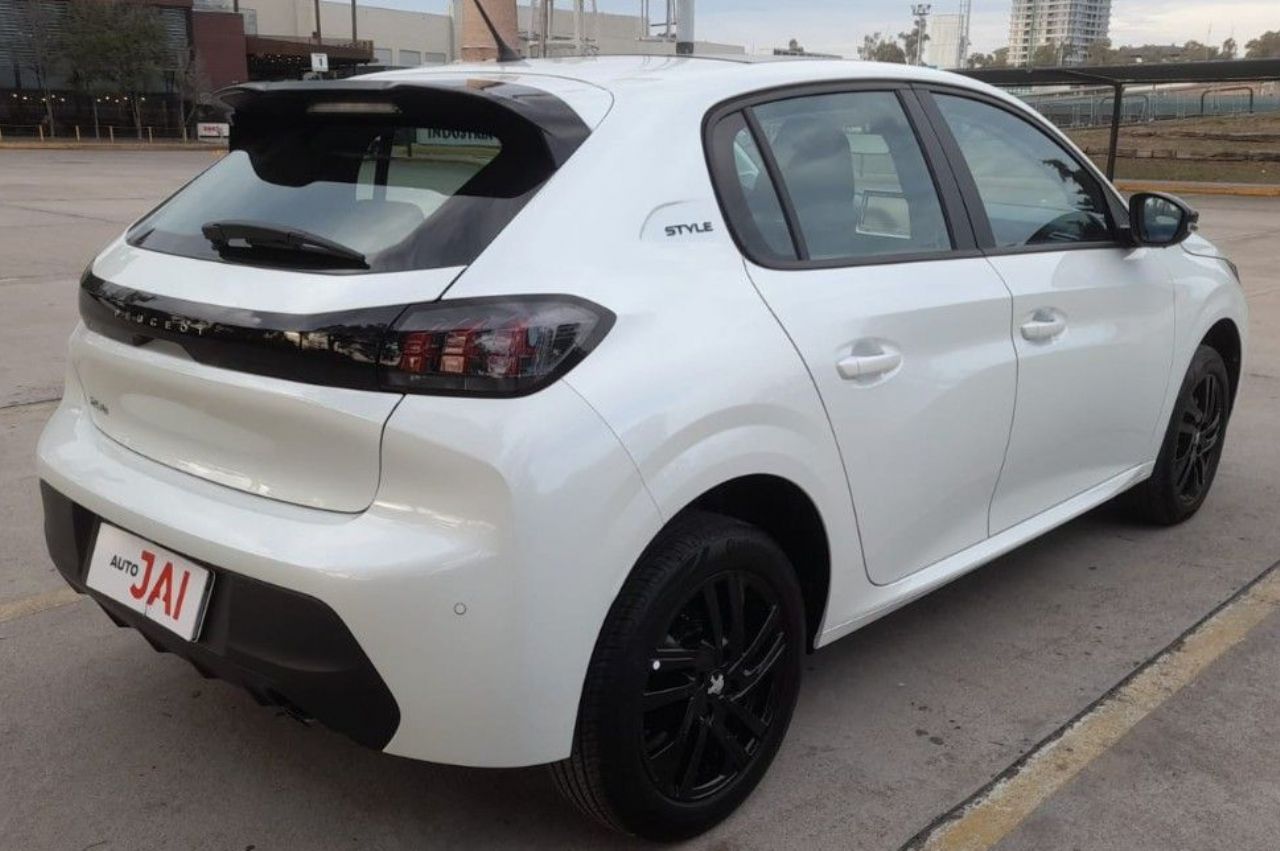Peugeot 208 Nuevo en Córdoba, deRuedas
