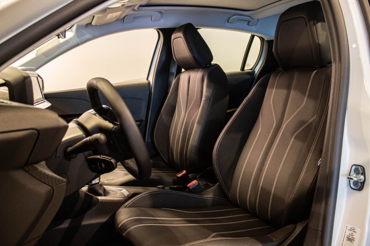 Peugeot 208 Nuevo en Córdoba, deRuedas