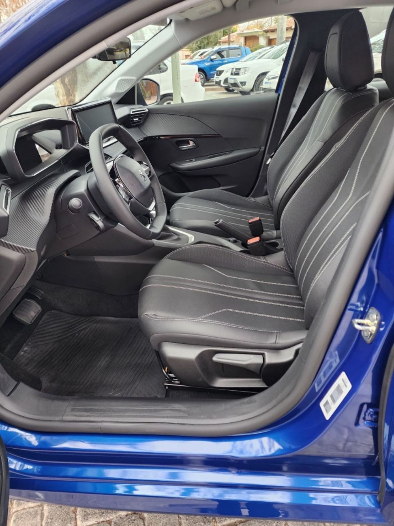 Peugeot 208 Nuevo en Mendoza, deRuedas