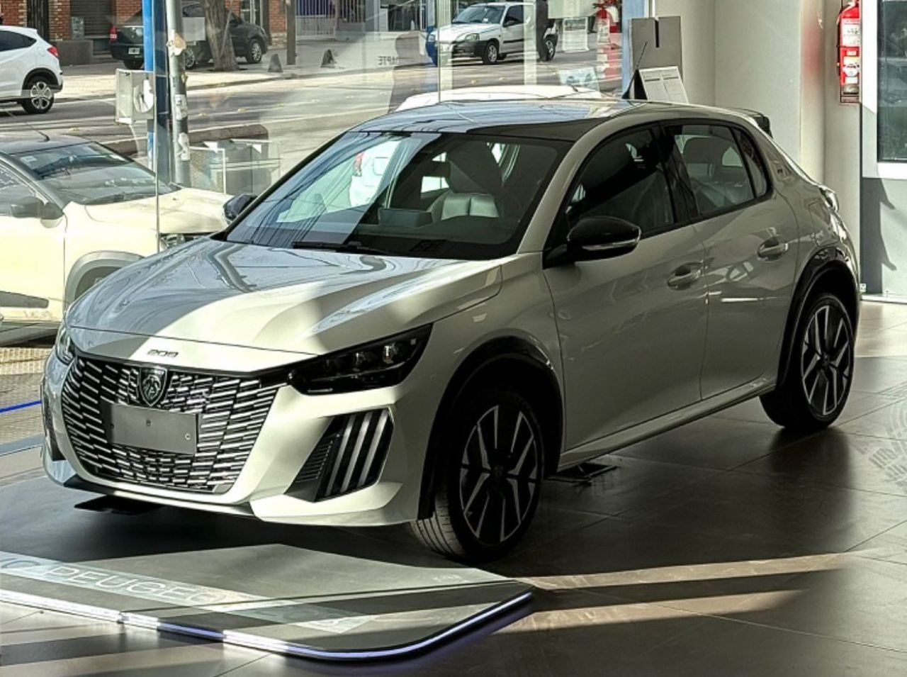 Peugeot 208 Nuevo en Mendoza, deRuedas