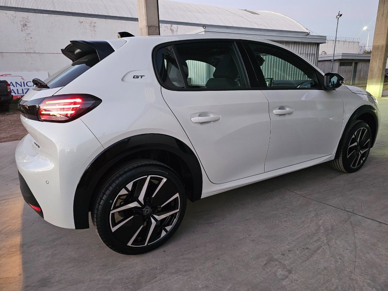 Peugeot 208 Nuevo Financiado en Mendoza, deRuedas