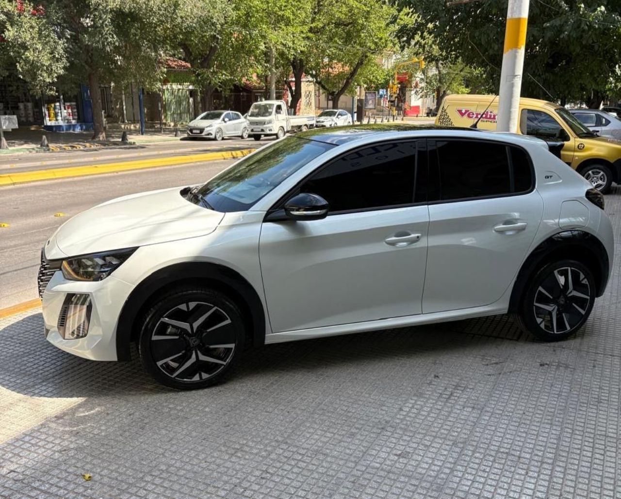 Peugeot 208 Nuevo en Mendoza, deRuedas