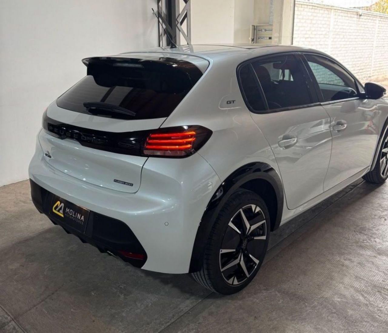 Peugeot 208 Usado Financiado en Mendoza, deRuedas