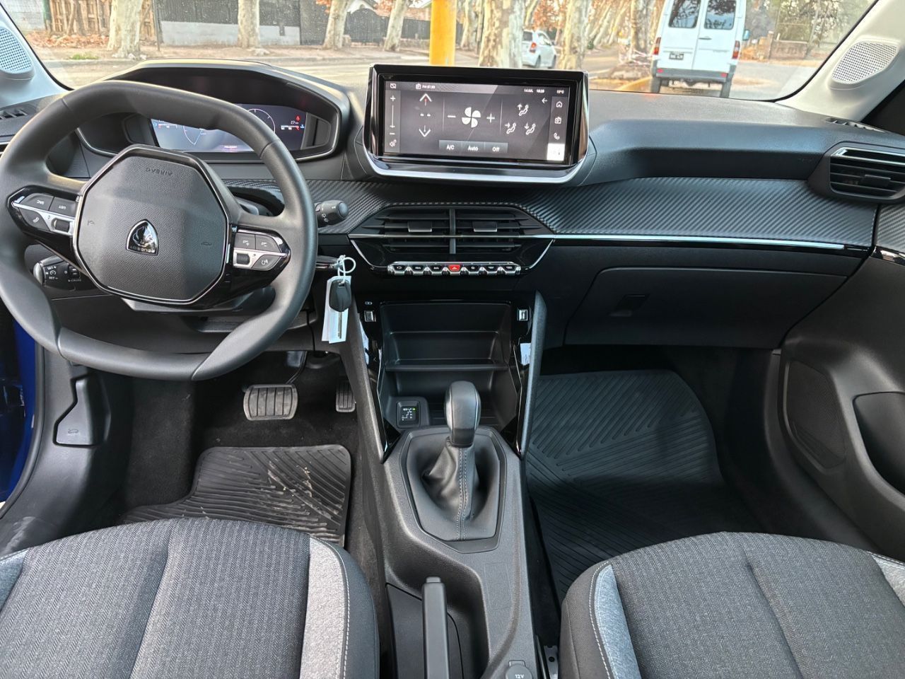 Peugeot 208 Nuevo en Mendoza, deRuedas