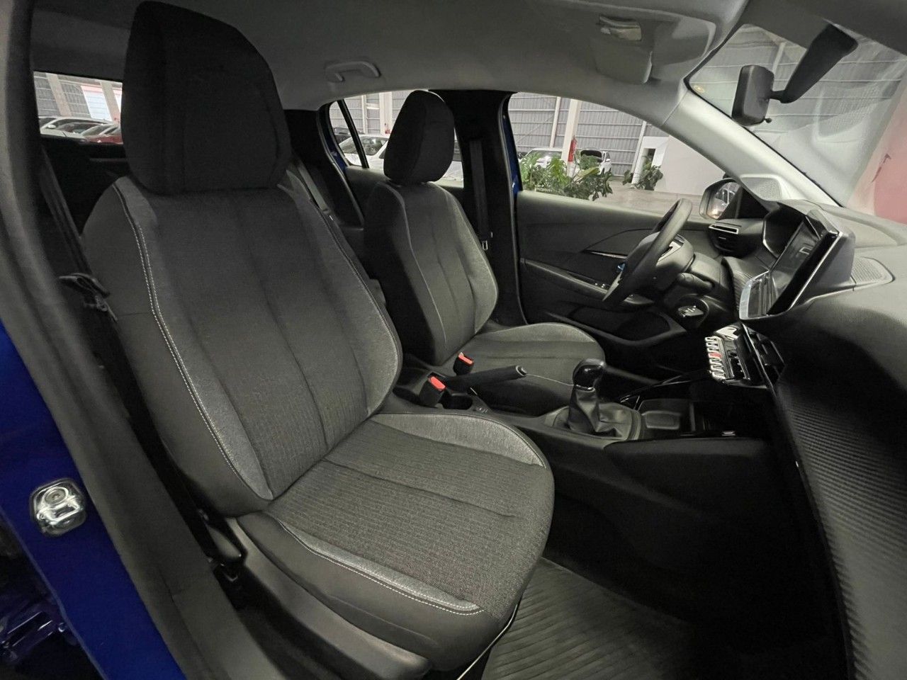 Peugeot 208 Nuevo en Córdoba, deRuedas