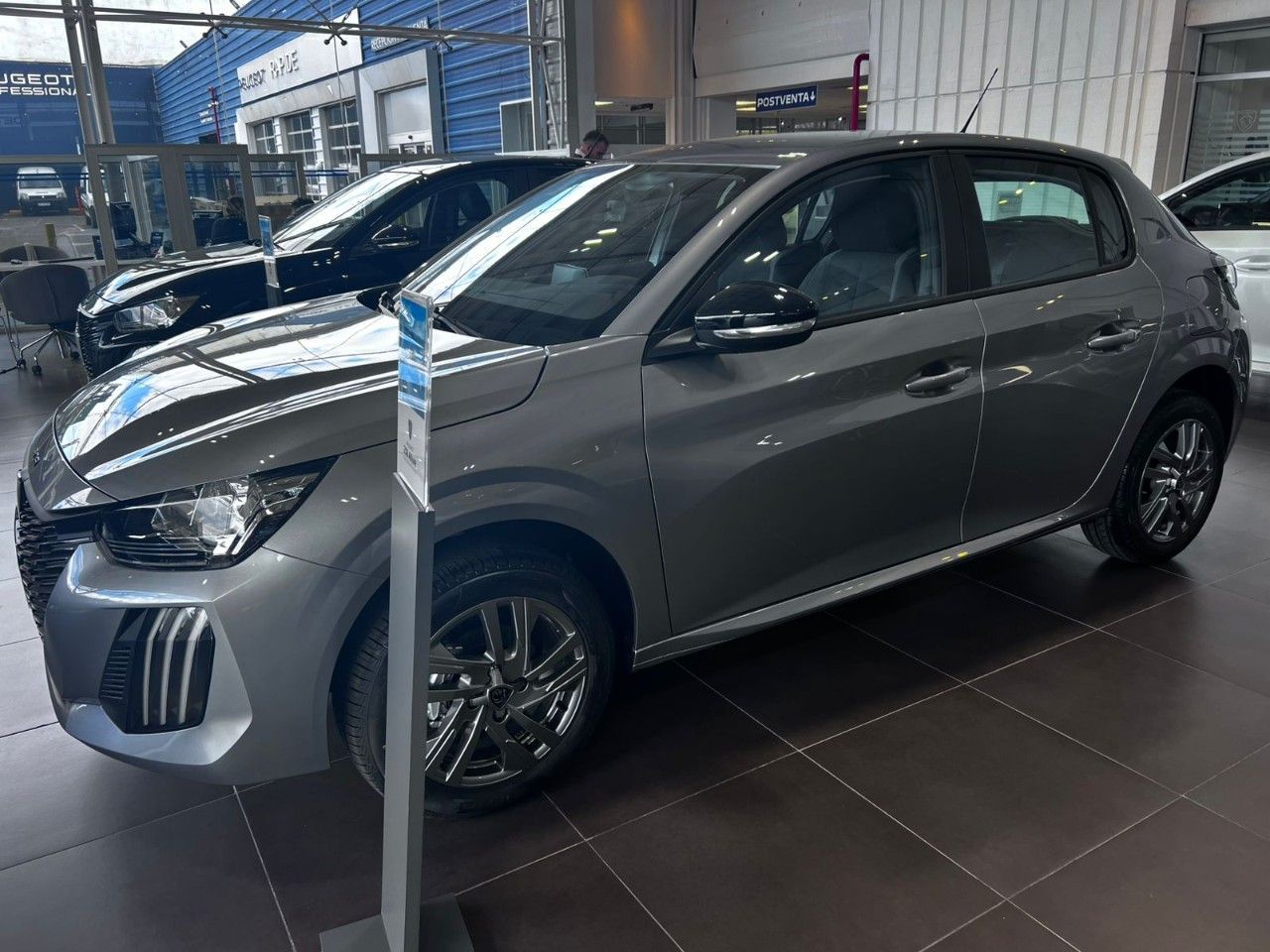 Peugeot 208 Nuevo en Córdoba, deRuedas