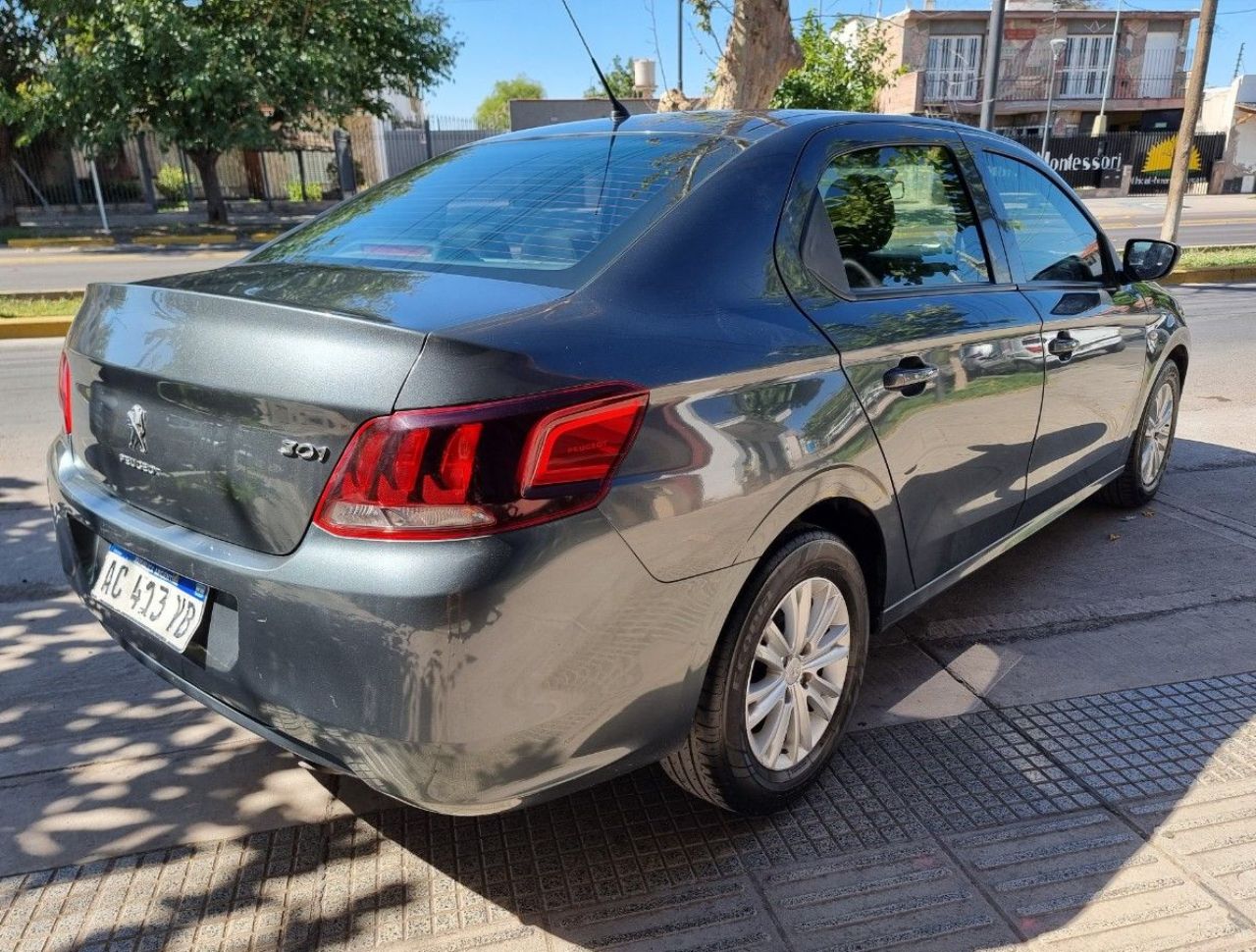 Peugeot 301 Usado Financiado en Mendoza, deRuedas
