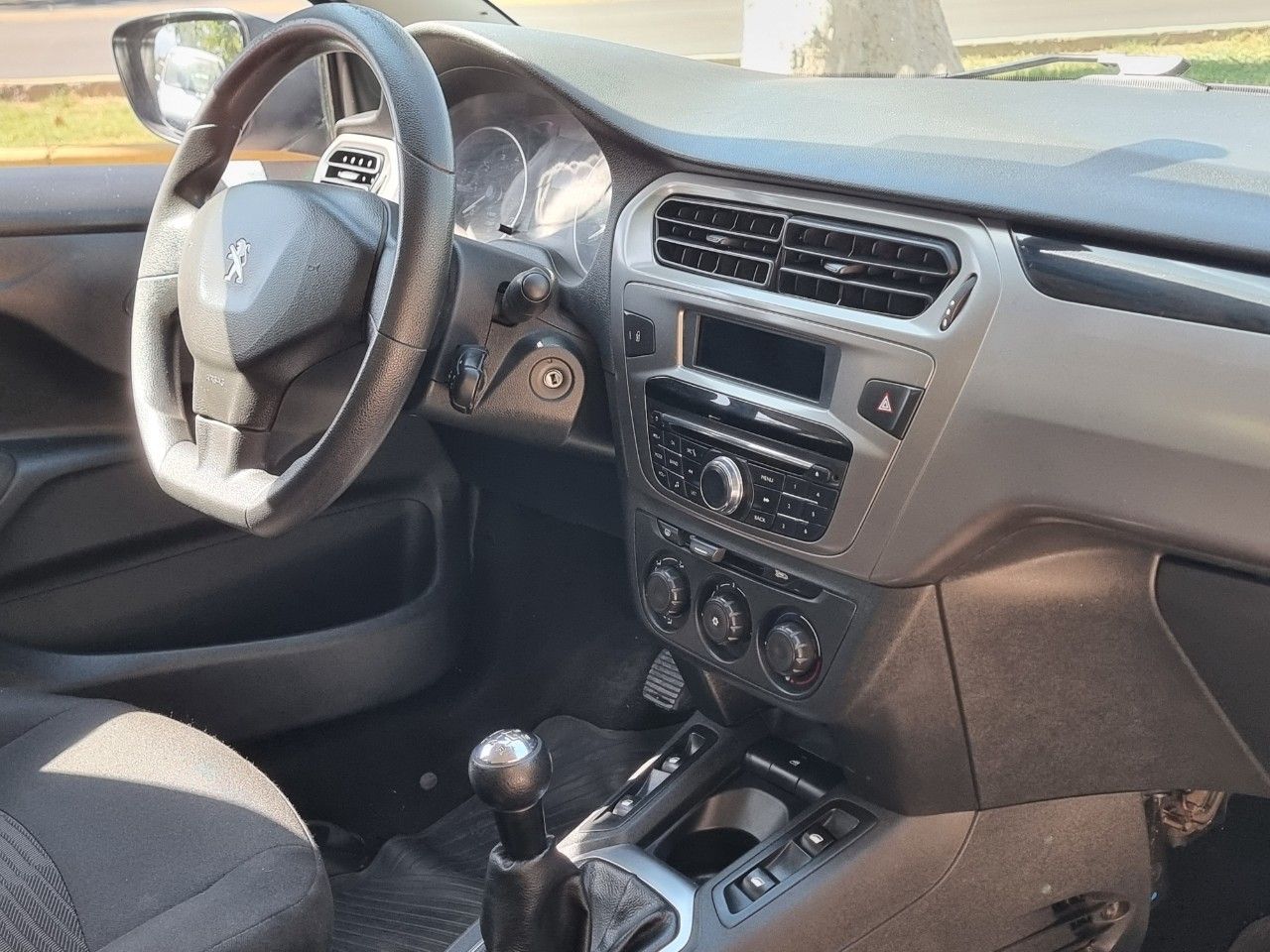 Peugeot 301 Usado Financiado en Mendoza, deRuedas