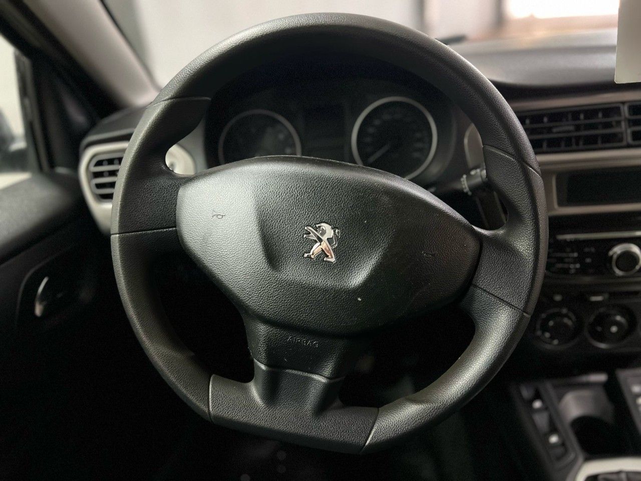 Peugeot 301 Usado Financiado en Córdoba, deRuedas