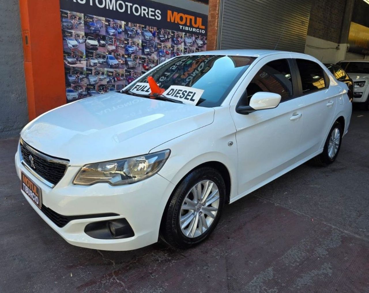 Peugeot 301 Usado Financiado en Mendoza, deRuedas
