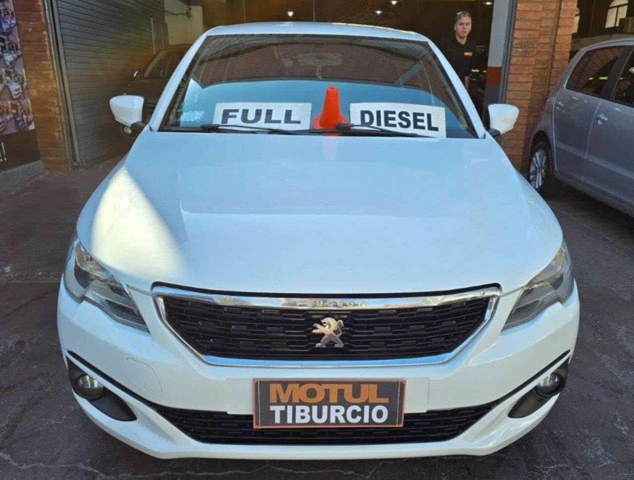 Peugeot 301 Usado Financiado en Mendoza, deRuedas