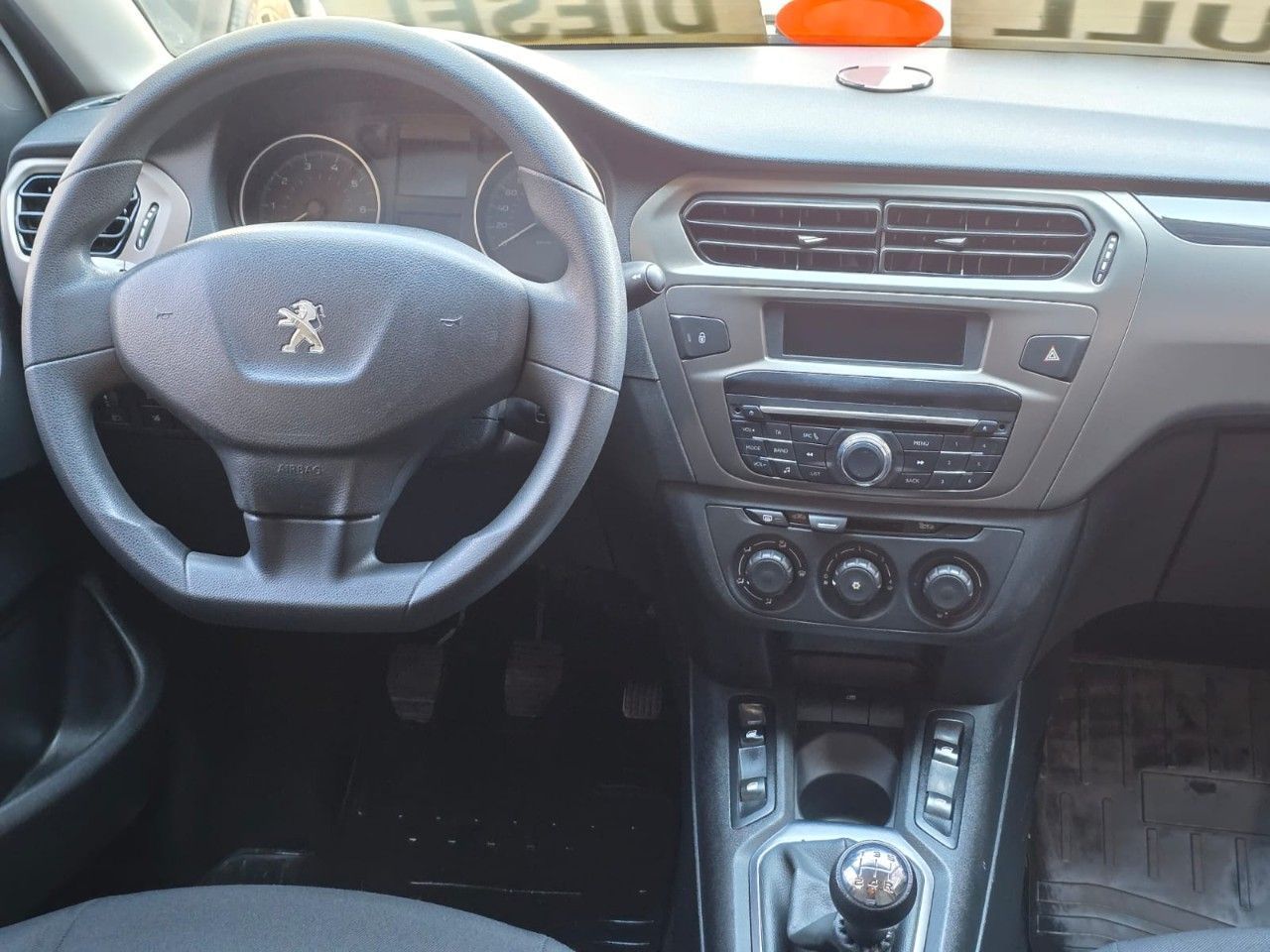 Peugeot 301 Usado Financiado en Mendoza, deRuedas