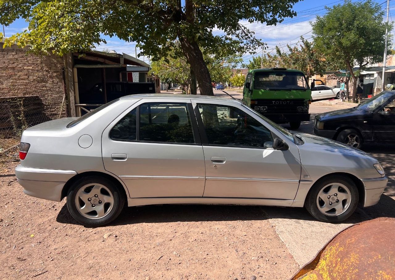 Peugeot 306 Usado en Mendoza, deRuedas