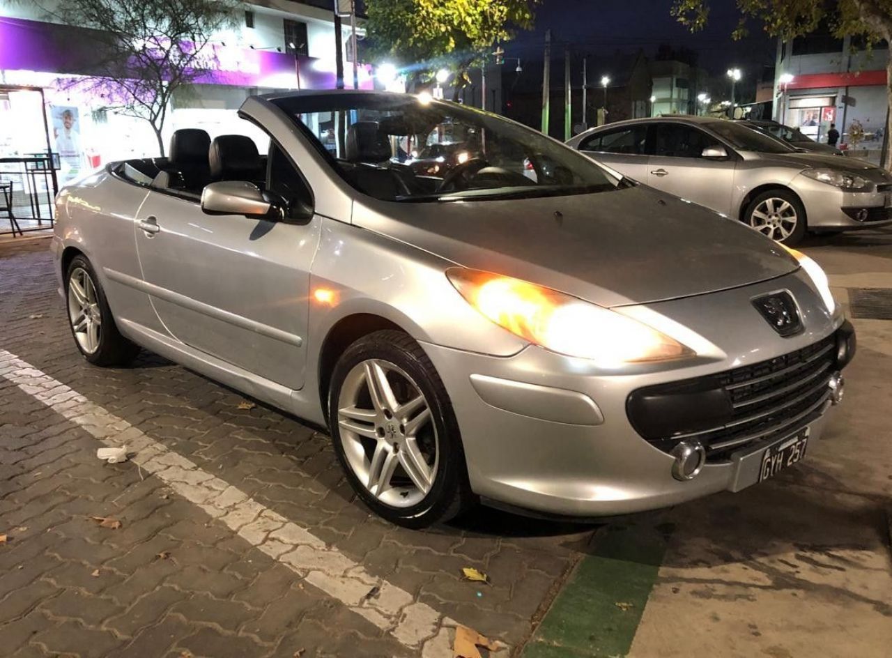 Peugeot 307 CC Usado en Mendoza, deRuedas