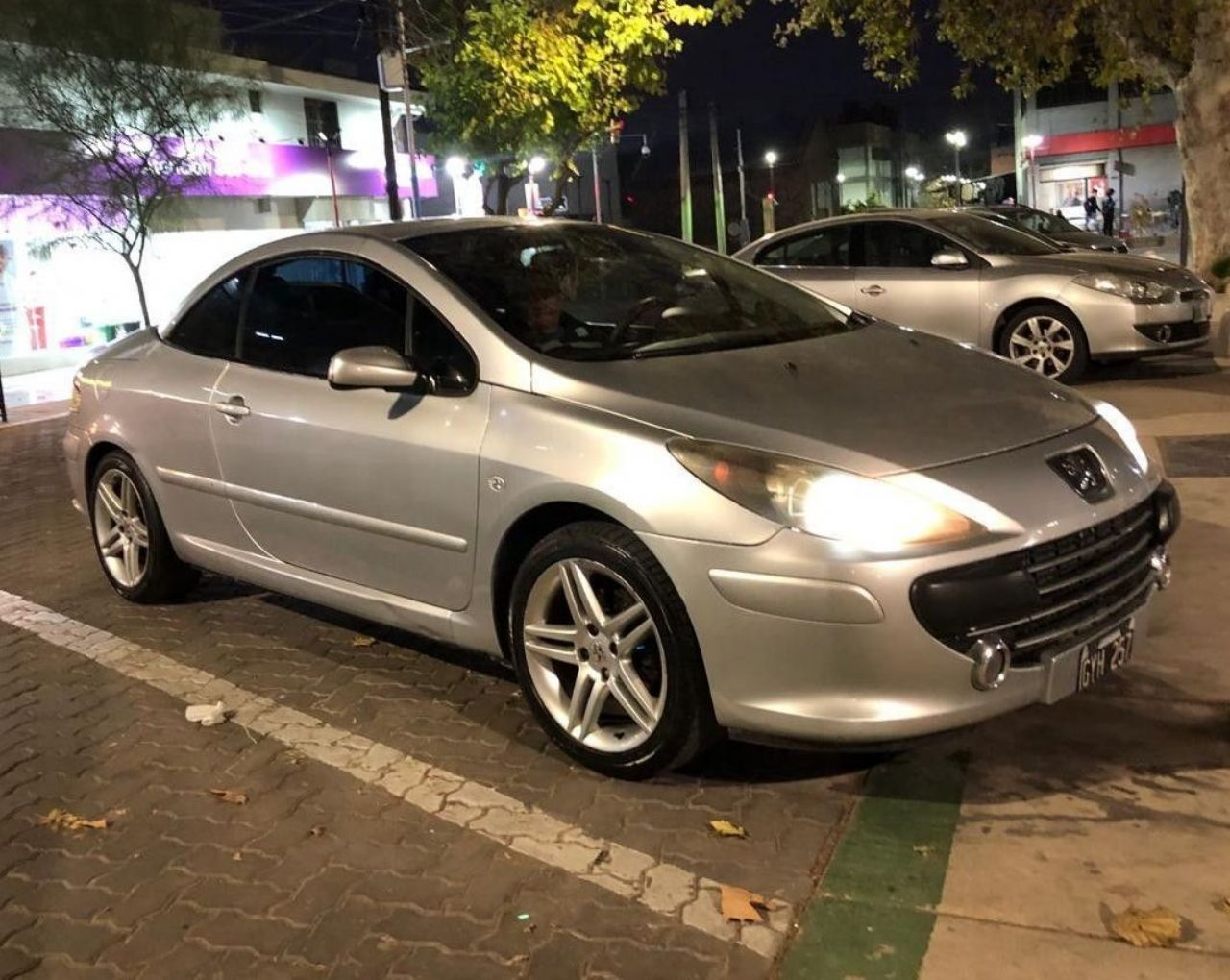 Peugeot 307 CC Usado en Mendoza, deRuedas