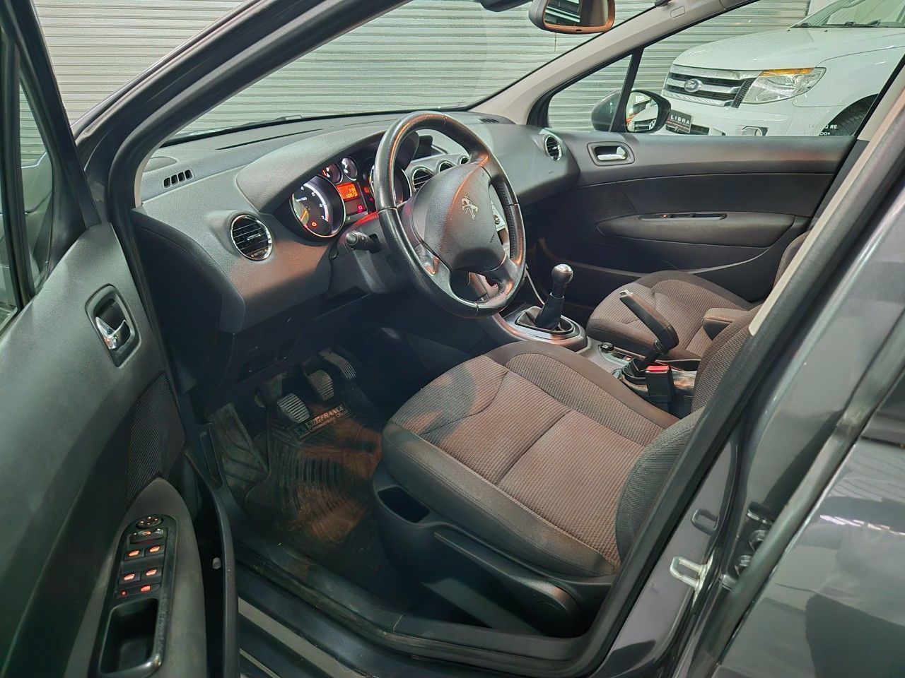 Peugeot 308 Usado Financiado en Mendoza, deRuedas